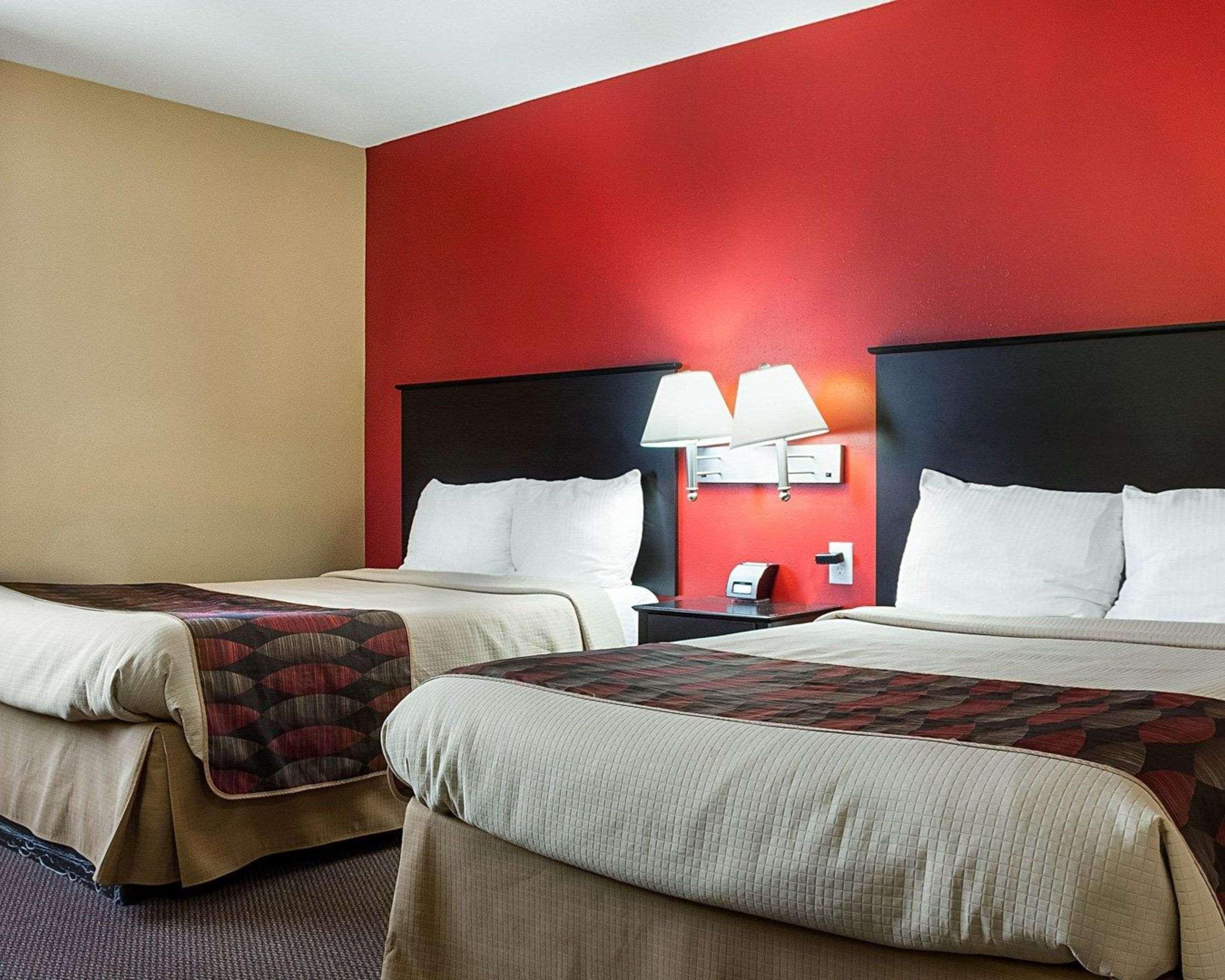 Econo Lodge Jamestown Eksteriør bilde
